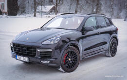 Porsche - Cayenne GTS (2016)