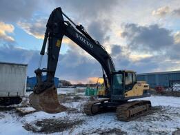 VOLVO - EC220DL (2012)